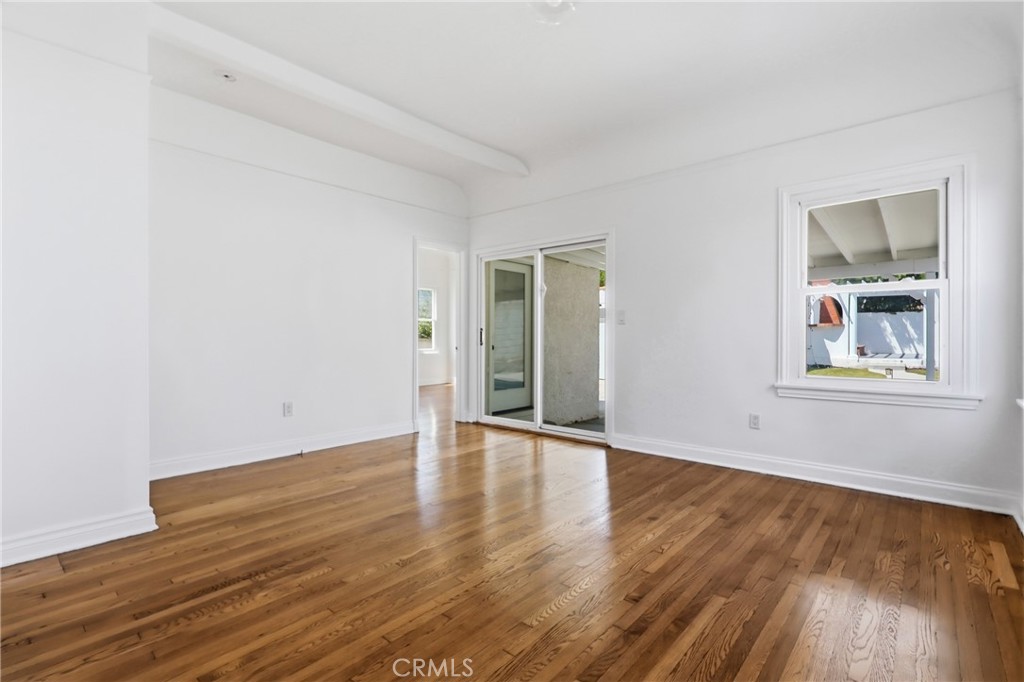 5005 Chesley Property Photo 22