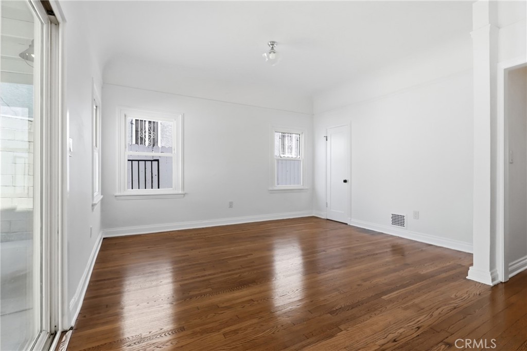 5005 Chesley Property Photo 23