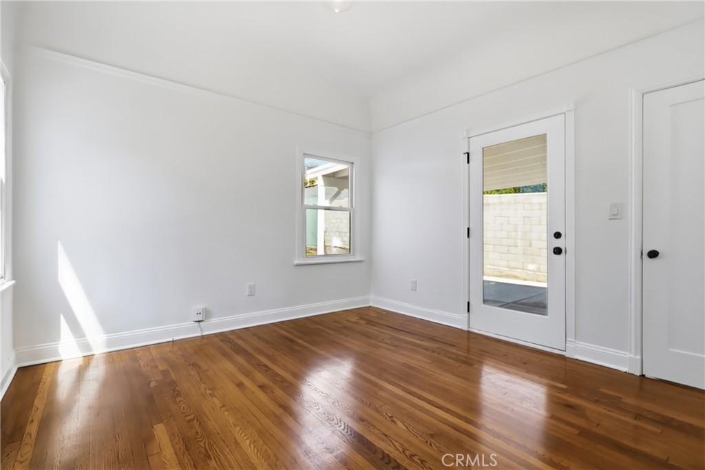 5005 Chesley Property Photo 24