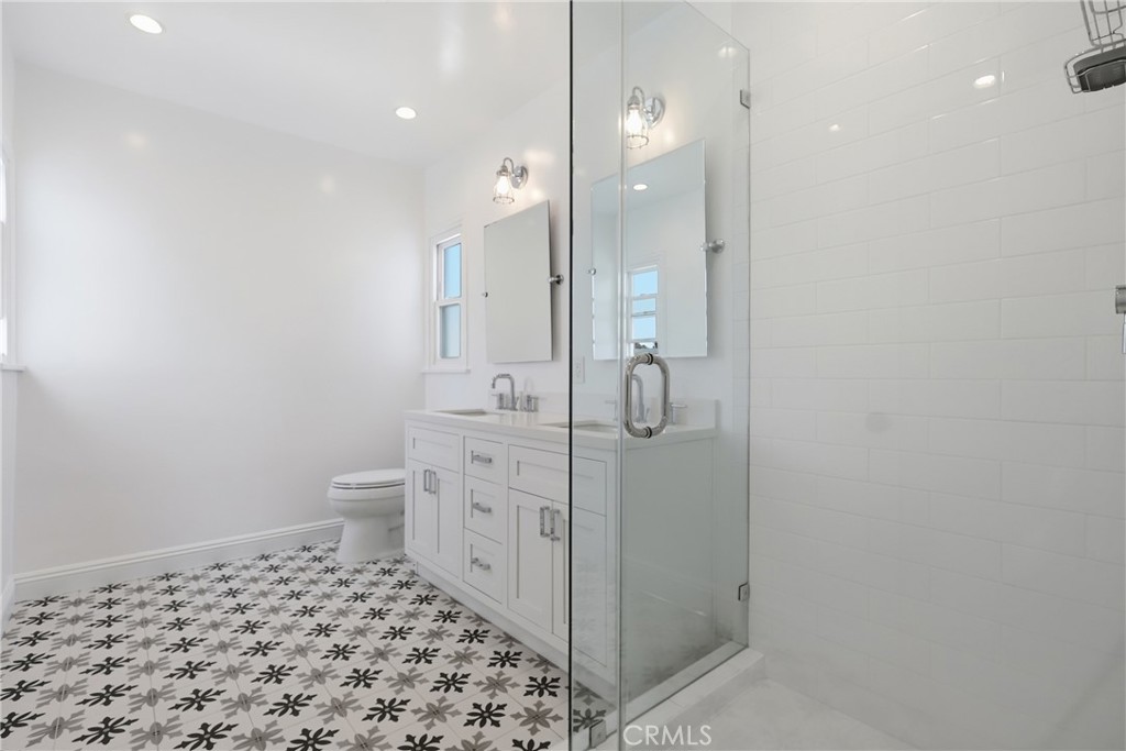 5005 Chesley Property Photo 28