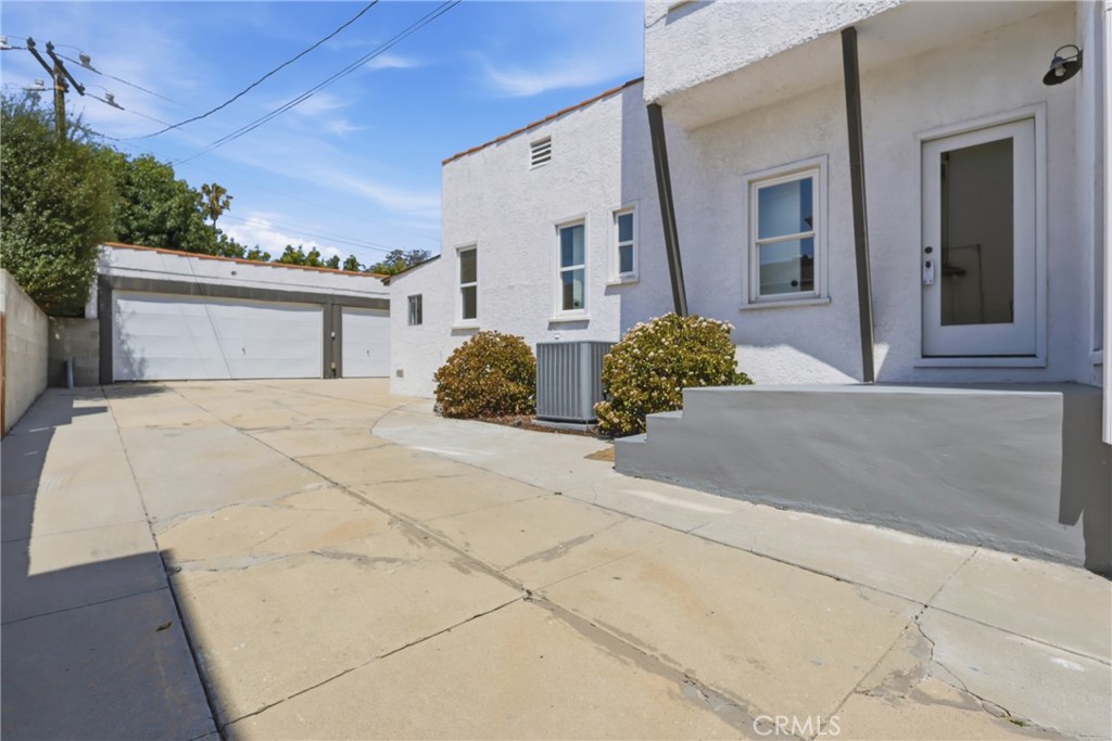 5005 Chesley Property Photo 38