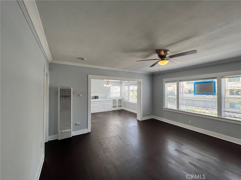 548 Magnolia Property Photo 8