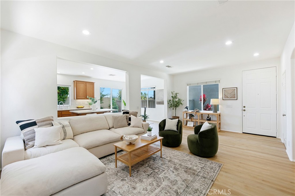 1208 Jasmine Walk Property Photo 7