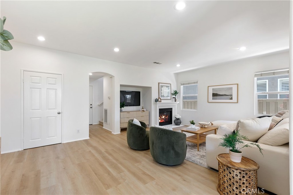 1208 Jasmine Walk Property Photo 24