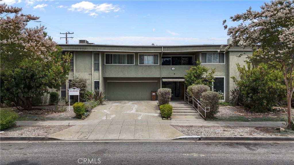 500 S Inglewood Property Photo 1