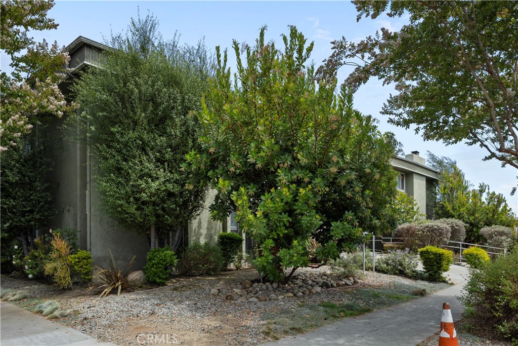 500 S Inglewood Property Photo 18