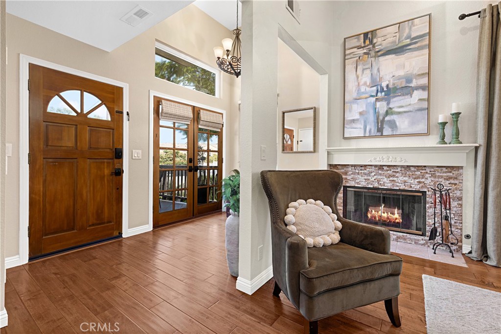 2517 Gates Avenue A Property Photo 11