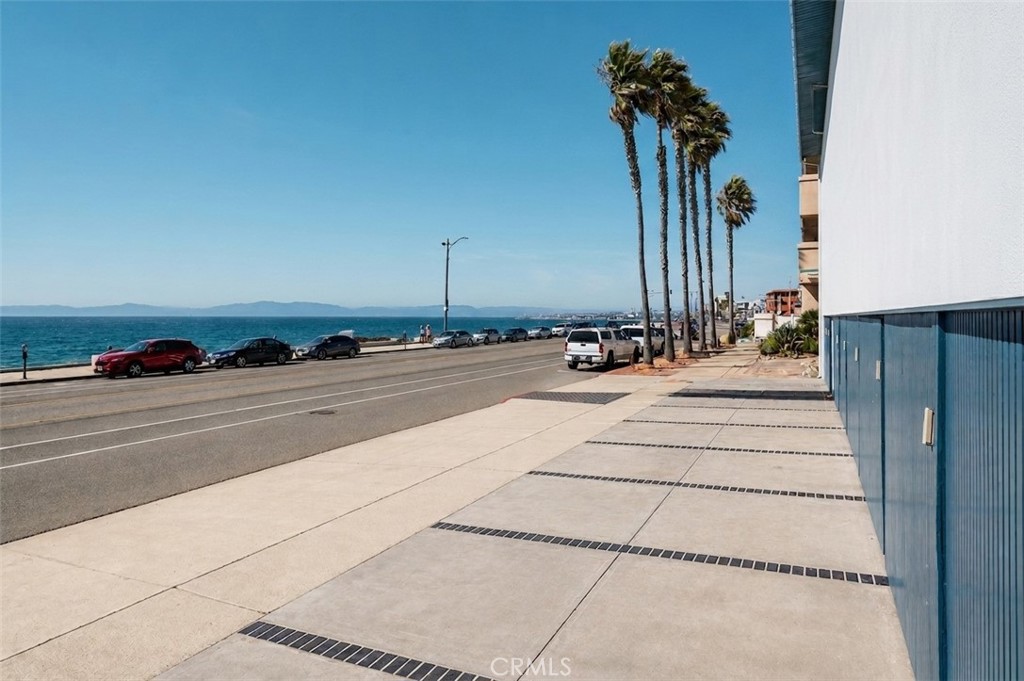 1710 Esplanade Property Photo 3
