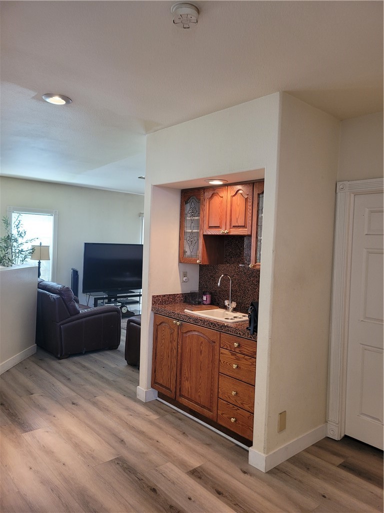2905 Inglewood Avenue Property Photo 10