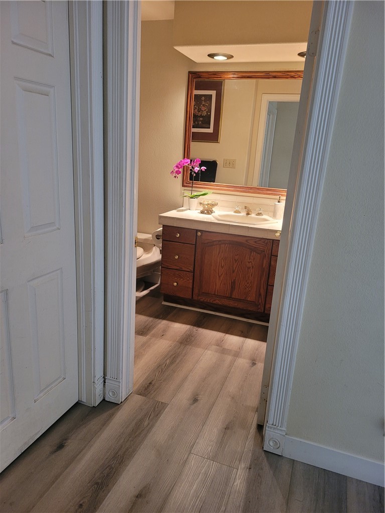 2905 Inglewood Avenue Property Photo 13