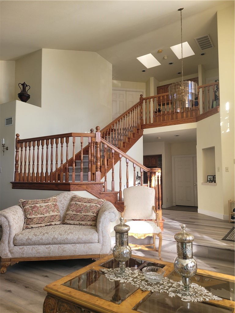 2905 Inglewood Avenue Property Photo 24