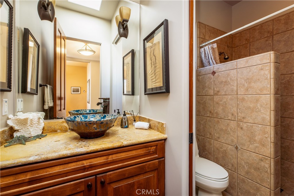221 3rd Property Photo 23