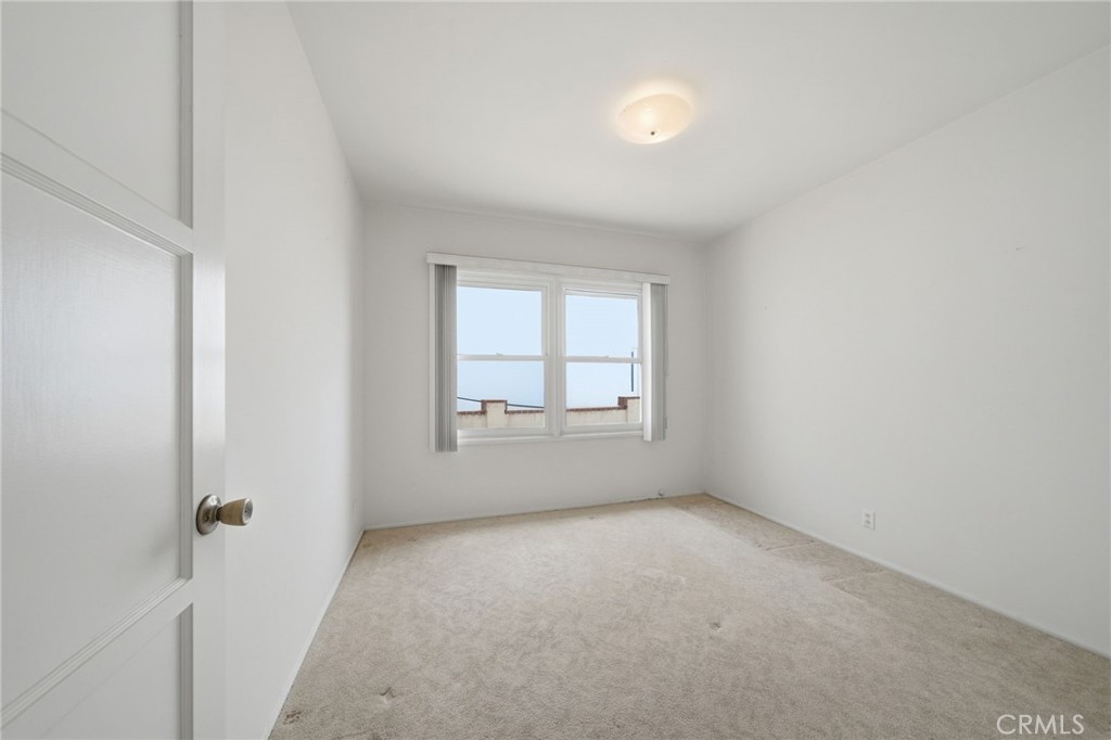 2723 S Averill Property Photo 14