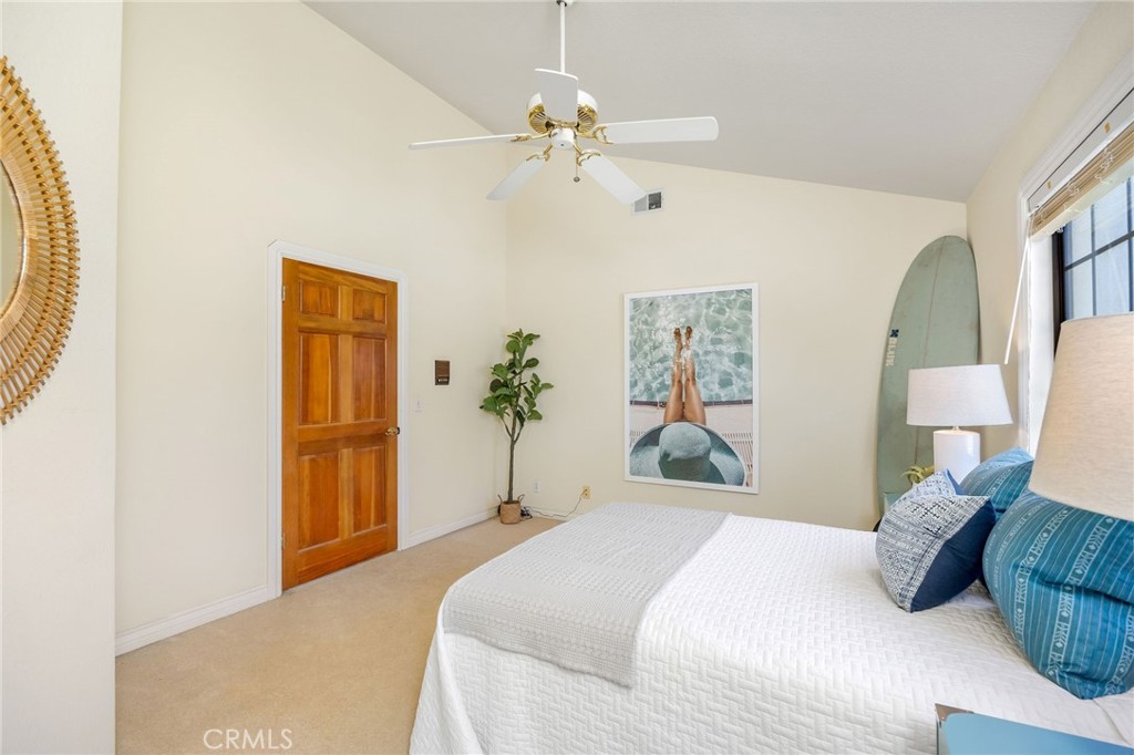 563 36th Property Photo 13