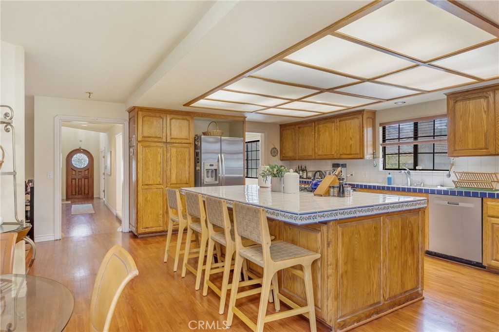 563 36th Property Photo 28
