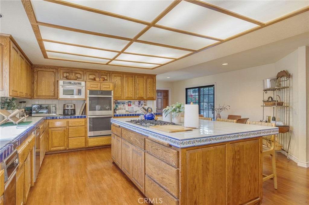 563 36th Property Photo 29