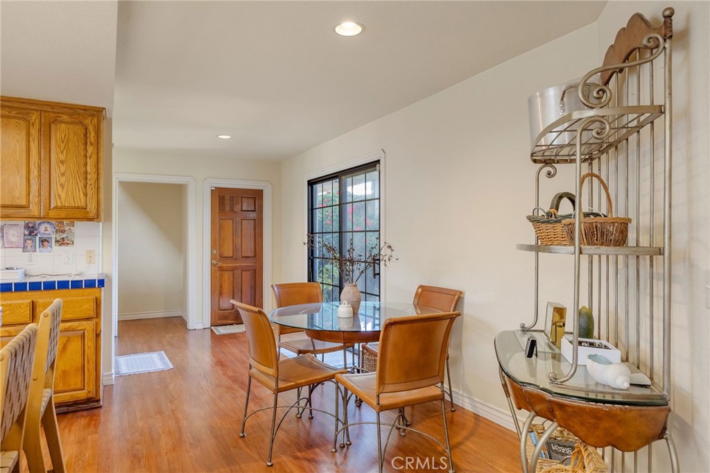 563 36th Property Photo 31