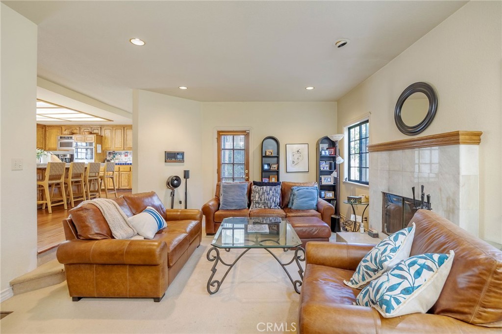 563 36th Property Photo 32