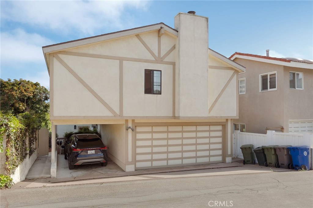 563 36th Property Photo 37