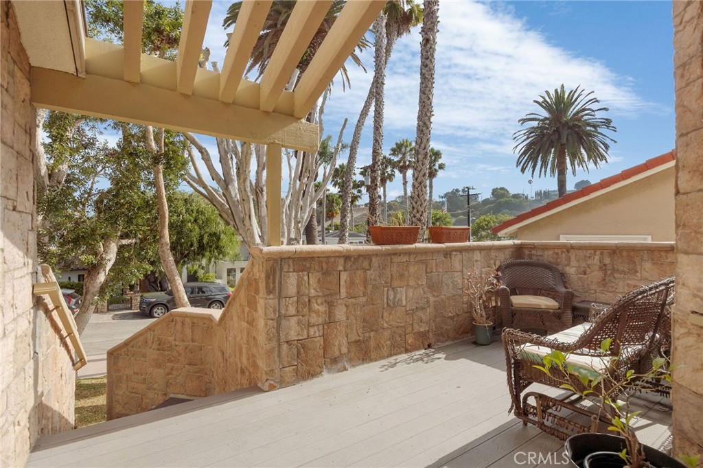 563 36th Property Photo 39