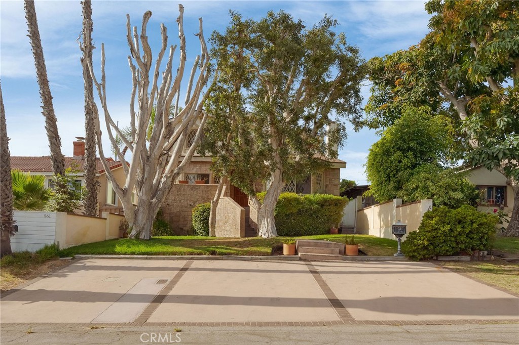 563 36th Property Photo 40