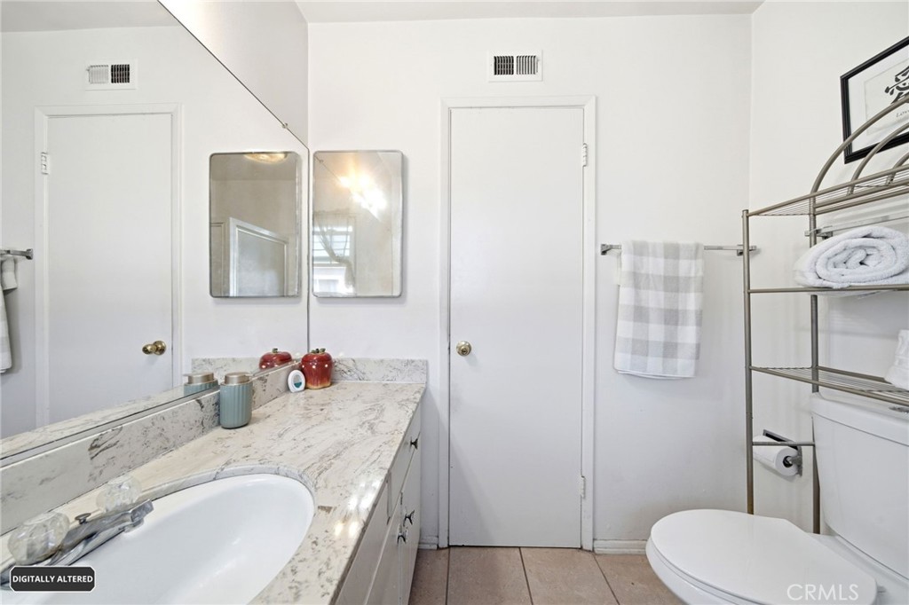 1047 Ashbridge Lane Property Photo 16