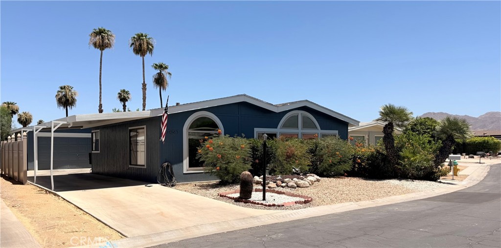 74047 Mercury W Property Photo 1