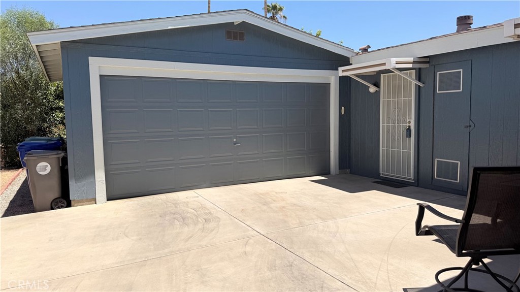 74047 Mercury W Property Photo 2