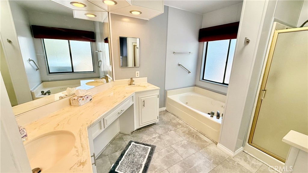 74047 Mercury W Property Photo 9