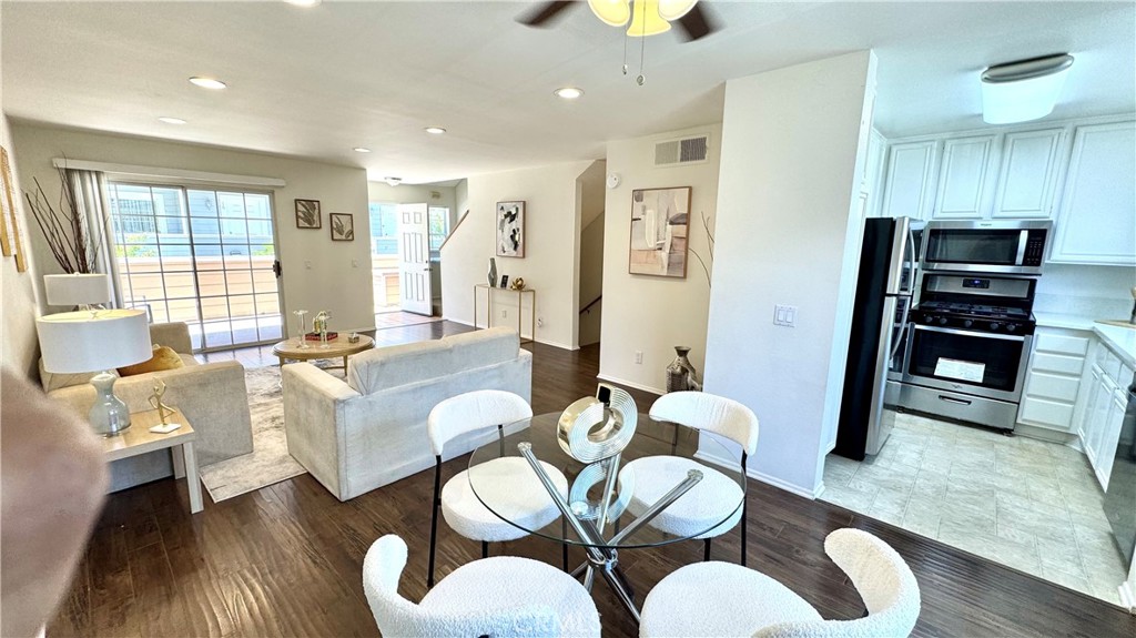 2800 Plaza Del Amo 59 Property Photo 5
