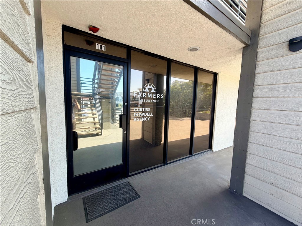 220 S Pacific Coast 101 Property Photo 3