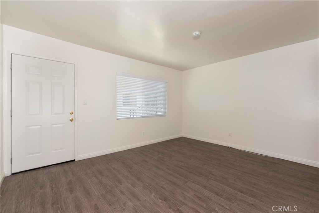1906 Carnegie Lane E Property Photo 6