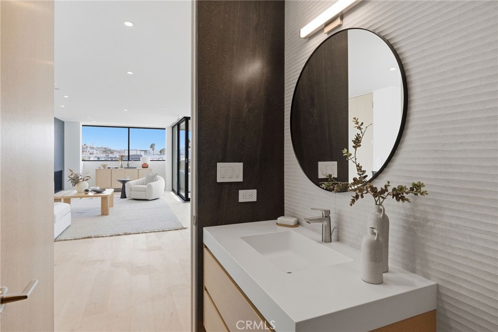 4101 Highland Property Photo 19