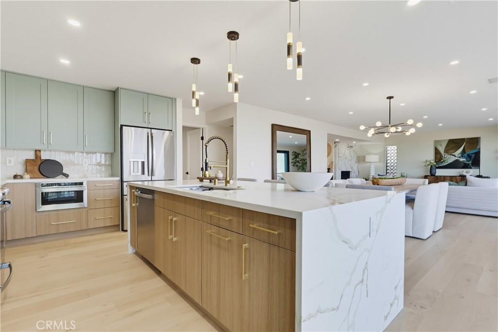 4201 Mesa Property Photo 8