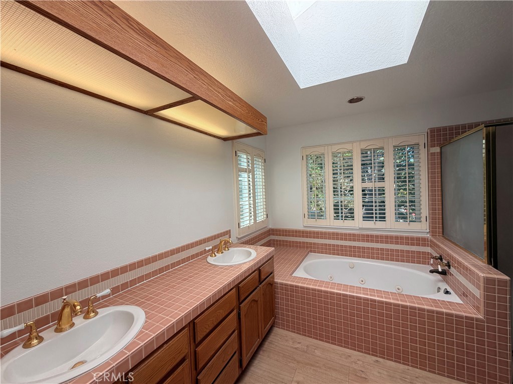 2664 Woodbury Property Photo 34