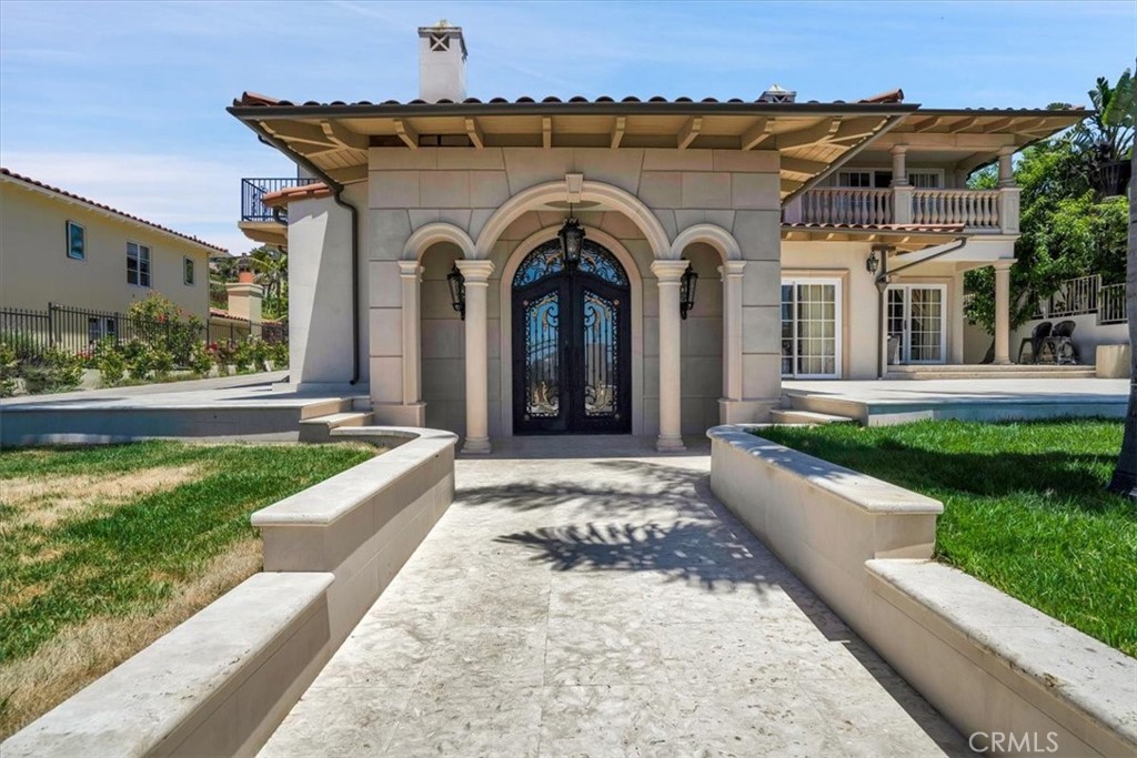 1548 Via Martinez Property Photo 3