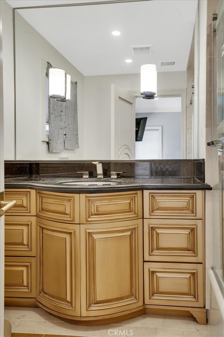 1548 Via Martinez Property Photo 34