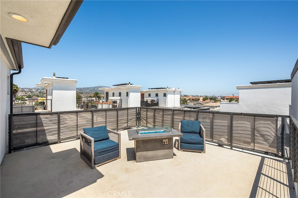 1811 S Mesa Property Photo 2