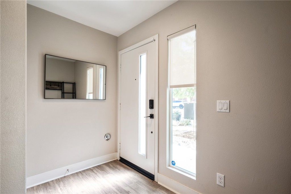 1811 S Mesa Property Photo 5