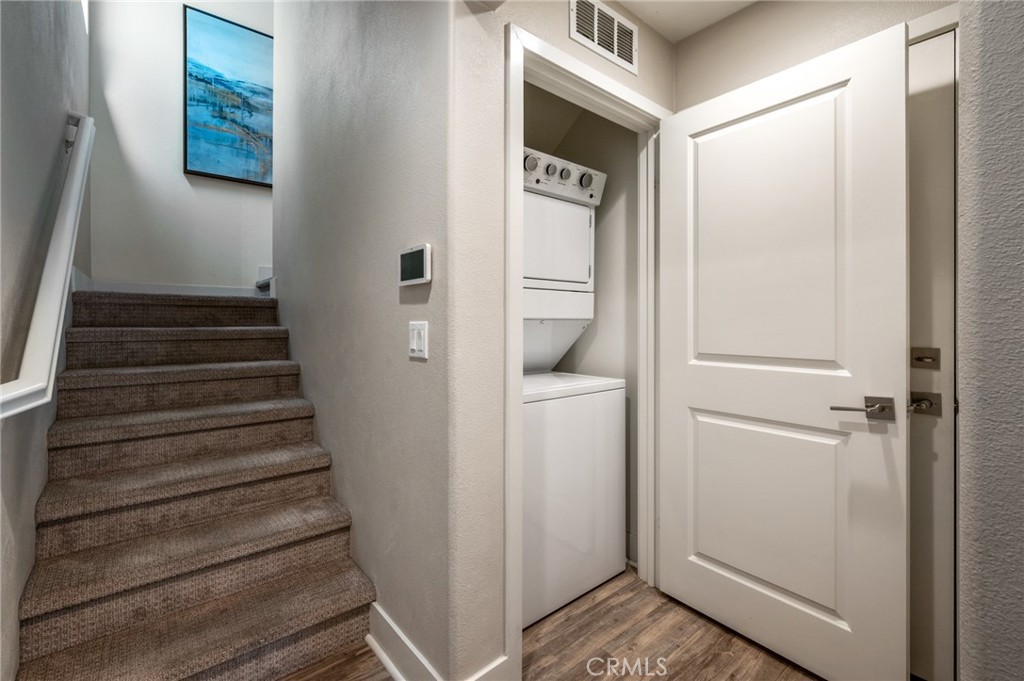 1811 S Mesa Property Photo 8