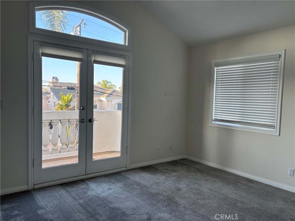 1712 Clark Lane A Property Photo 14