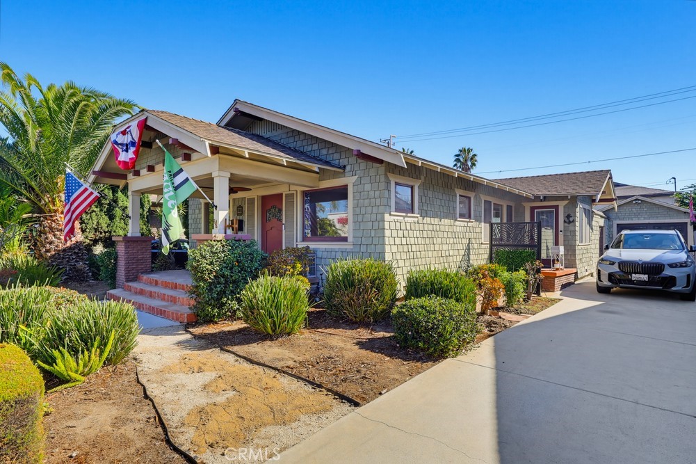 376 Orizaba Avenue Property Photo 2