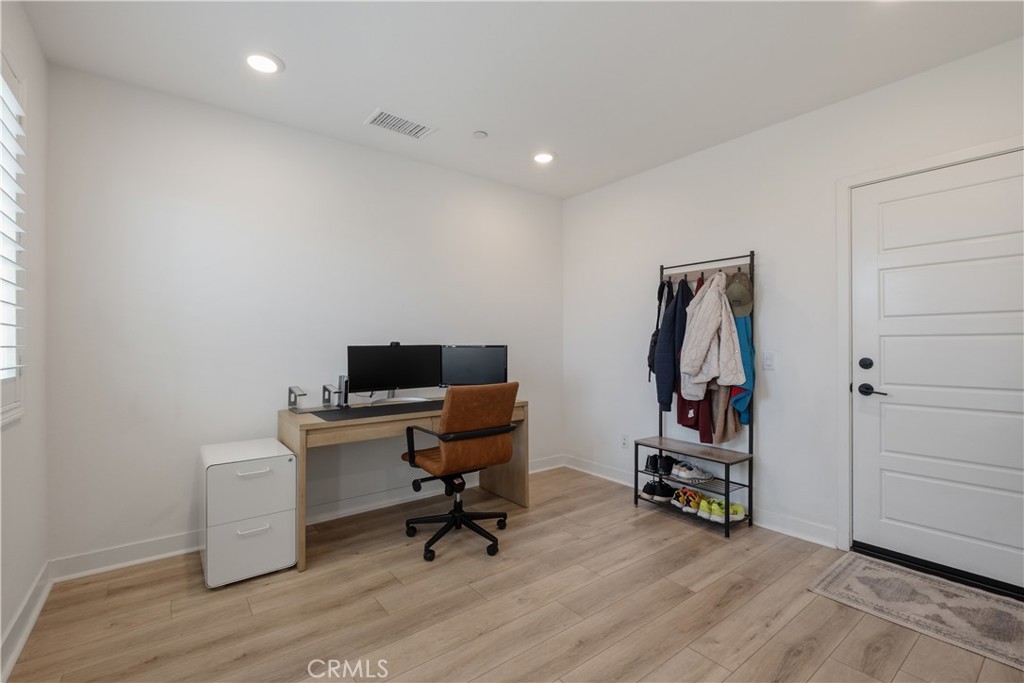 1218 Breckyn Property Photo 4
