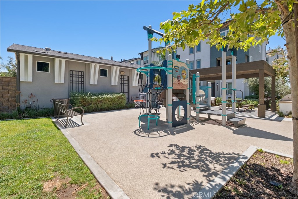 1218 Breckyn Property Photo 26