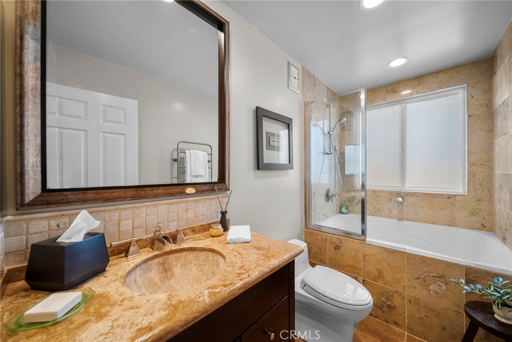 3631 Roxbury Property Photo 19