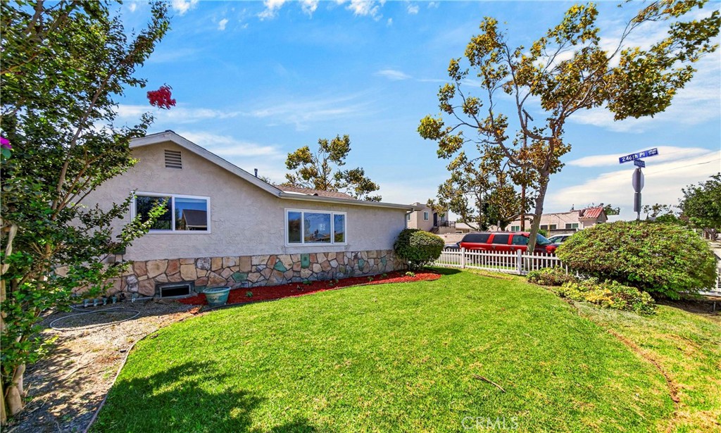 24637 Cypress Street Property Photo 45