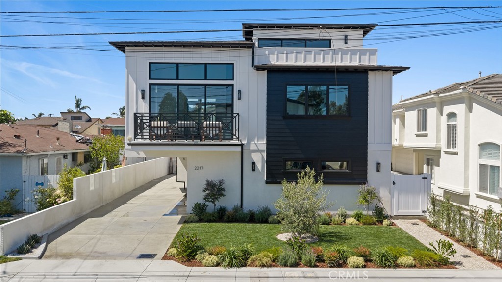 2217 Bataan Road B Property Photo 6