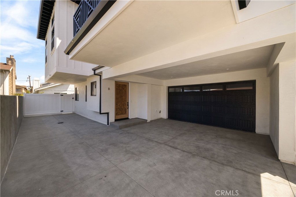 2217 Bataan Road B Property Photo 9