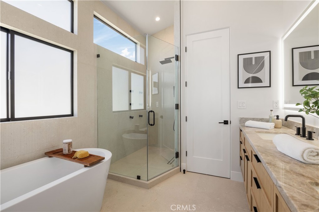 2217 Bataan Road B Property Photo 40