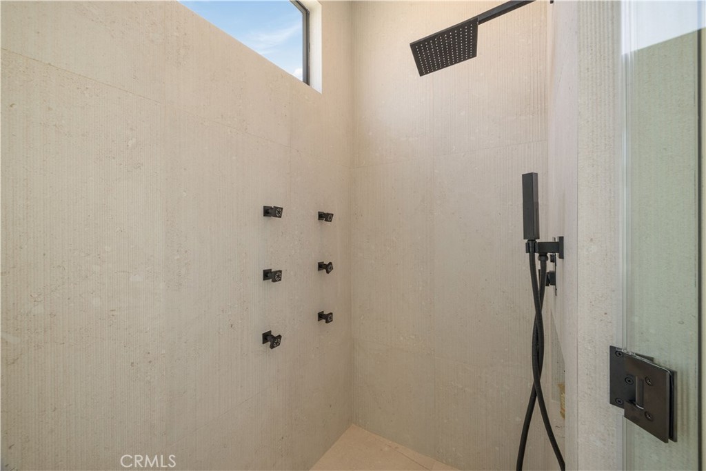 2217 Bataan Road B Property Photo 43